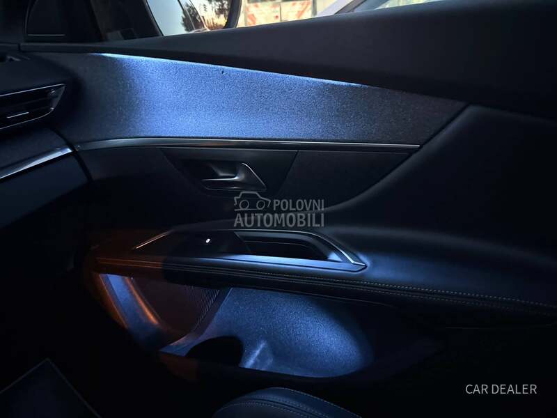 Peugeot 5008 1.5hdi/GT/AUT/360