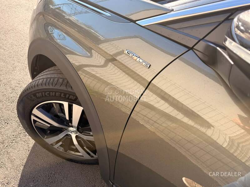 Peugeot 5008 1.5hdi/GT/AUT/360