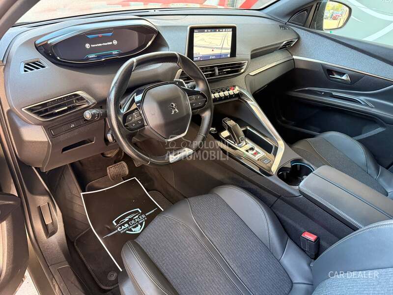 Peugeot 5008 1.5hdi/GT/AUT/360