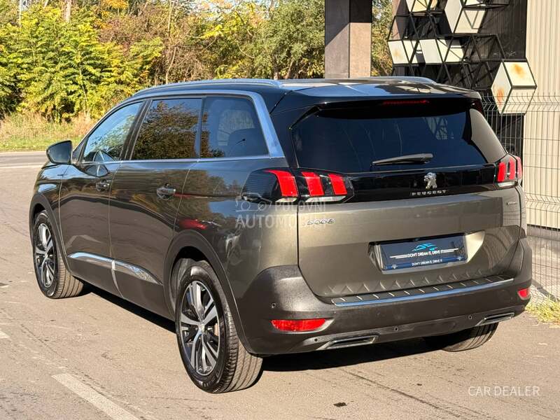 Peugeot 5008 1.5hdi/GT/AUT/360