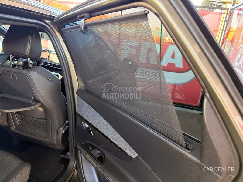 Peugeot 5008 1.5hdi/GT/AUT/360