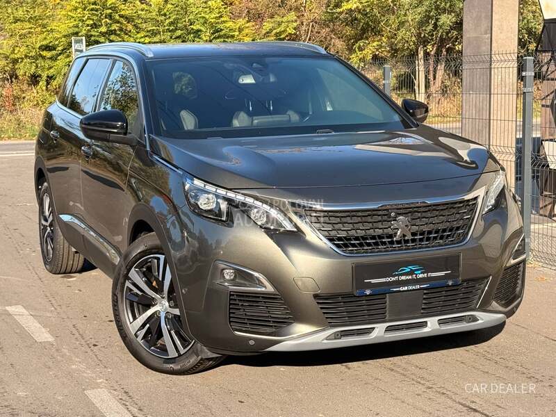 Peugeot 5008 1.5hdi/GT/AUT/360