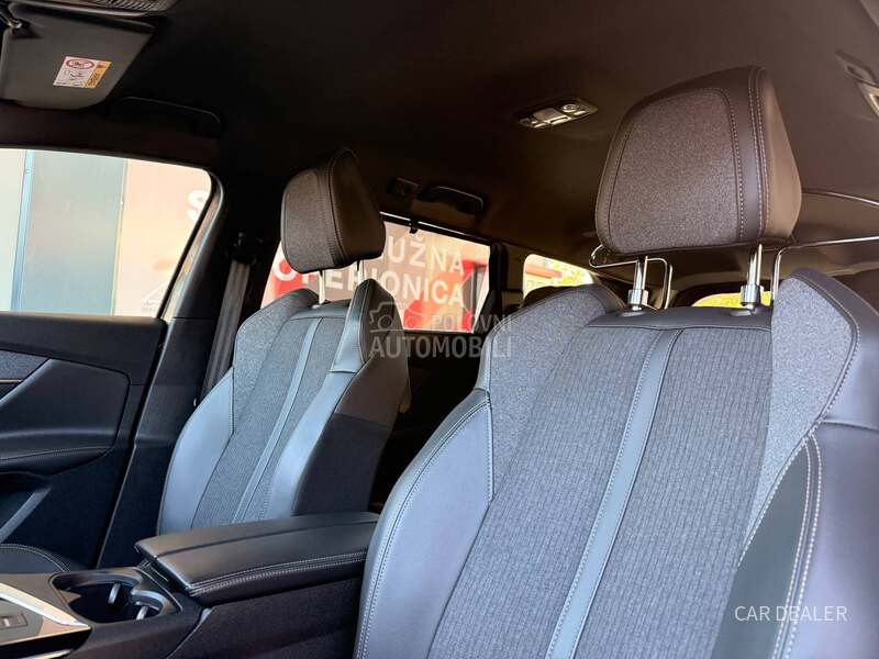 Peugeot 5008 1.5hdi/GT/AUT/360