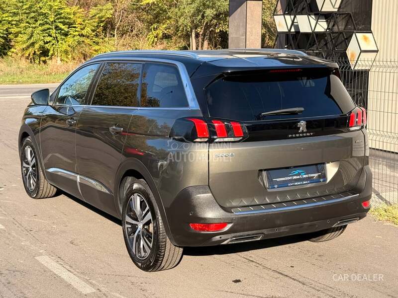 Peugeot 5008 1.5hdi/GT/AUT/360
