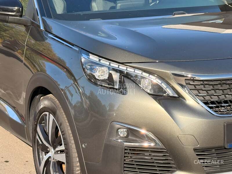 Peugeot 5008 1.5hdi/GT/AUT/360