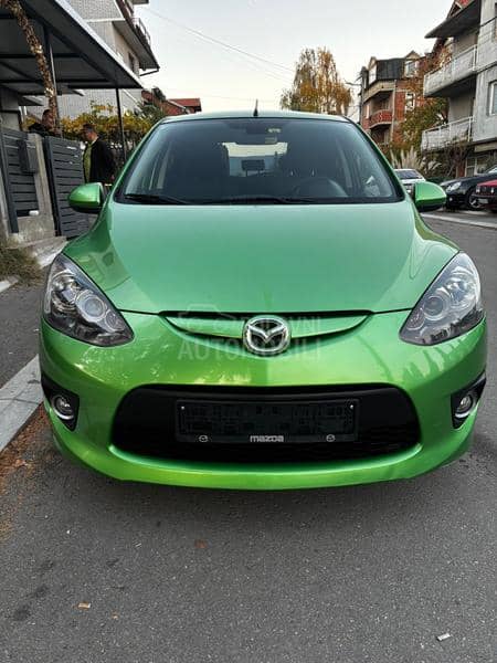 Mazda 2 
