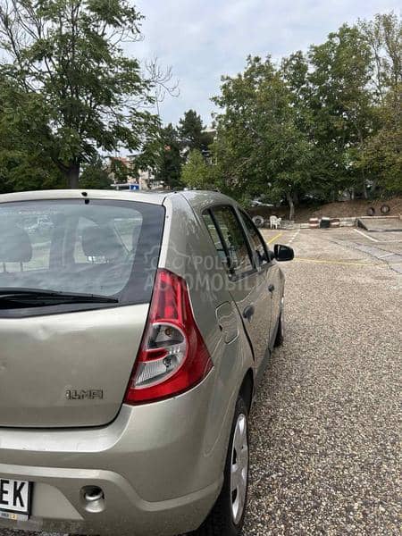 Dacia Sandero AMBIENCE 1,4