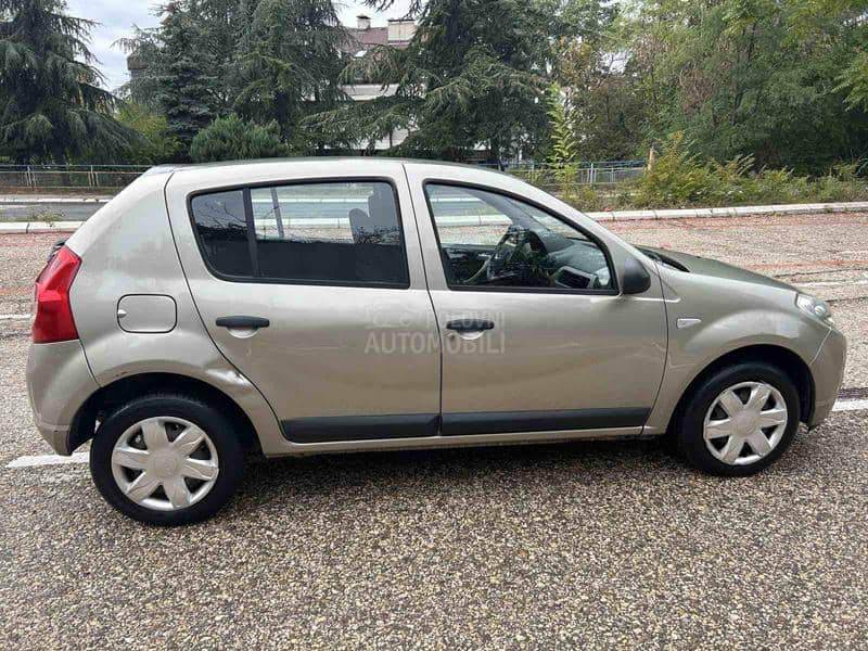 Dacia Sandero AMBIENCE 1,4