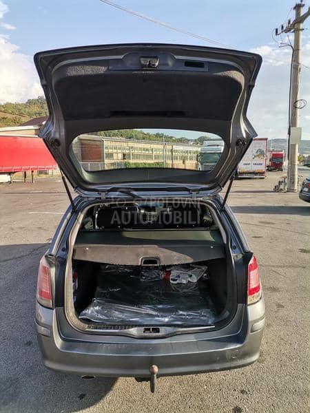 Opel Astra H 