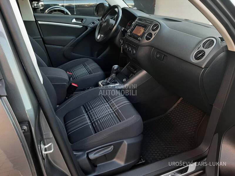 Volkswagen Tiguan Lounge DSG 4x4 CH