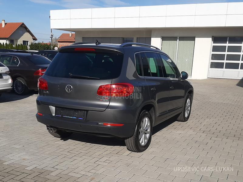 Volkswagen Tiguan Lounge DSG 4x4 CH
