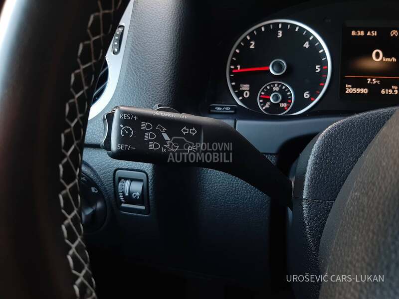 Volkswagen Tiguan Lounge DSG 4x4 CH