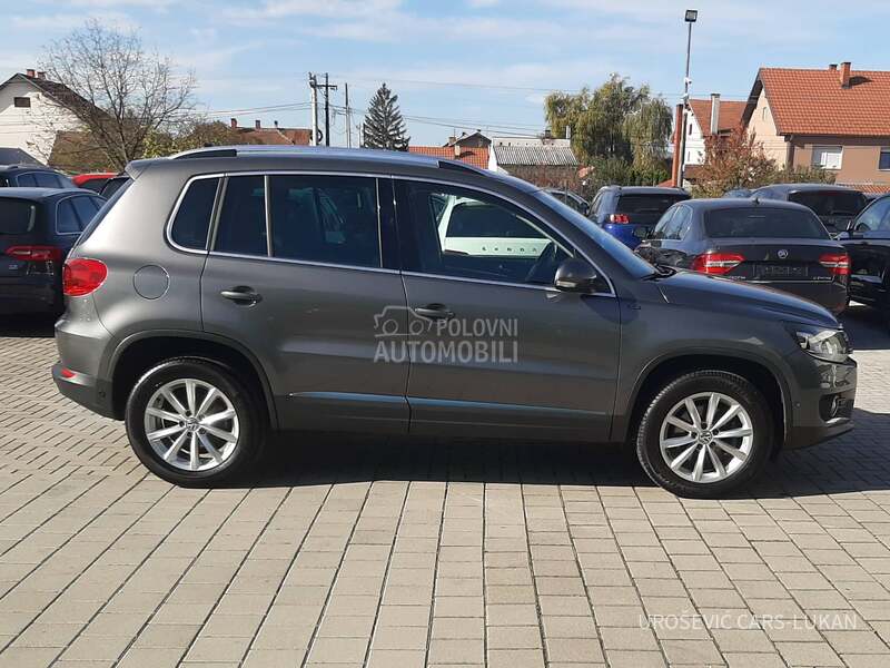 Volkswagen Tiguan Lounge DSG 4x4 CH