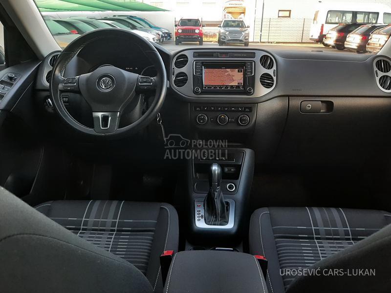 Volkswagen Tiguan Lounge DSG 4x4 CH