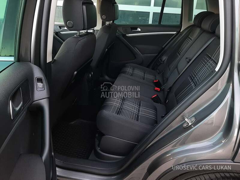 Volkswagen Tiguan Lounge DSG 4x4 CH