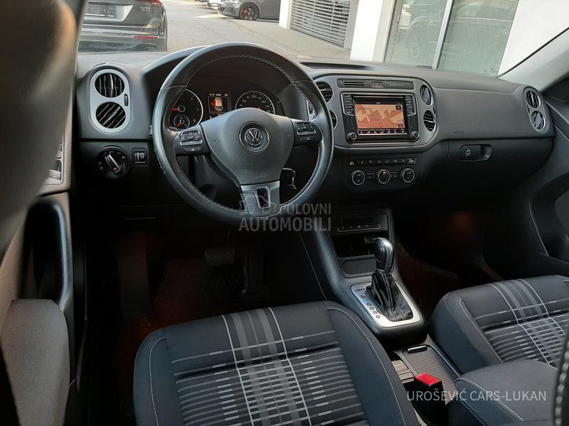 Volkswagen Tiguan Lounge DSG 4x4 CH