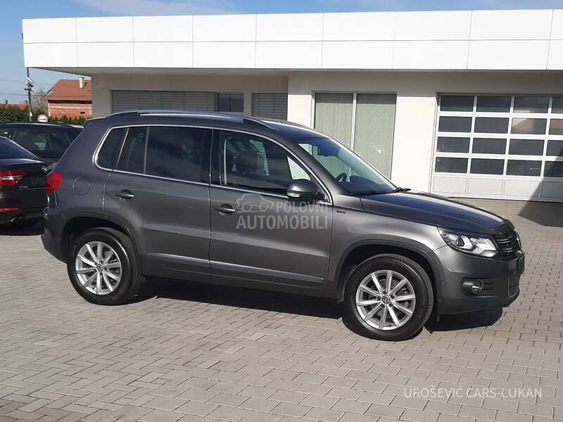 Volkswagen Tiguan Lounge DSG 4x4 CH