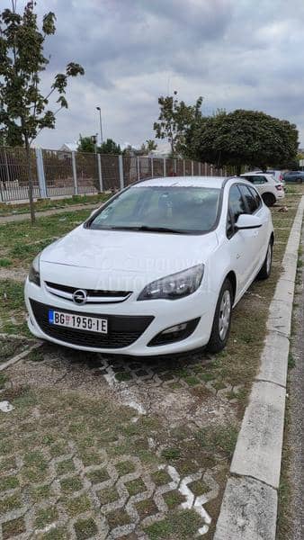 Opel Astra J 1.7 CDTI
