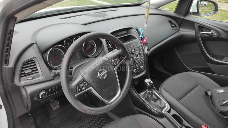 Opel Astra J 1.7 CDTI