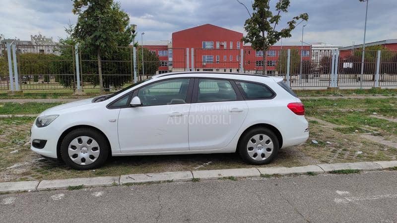Opel Astra J 1.7 CDTI