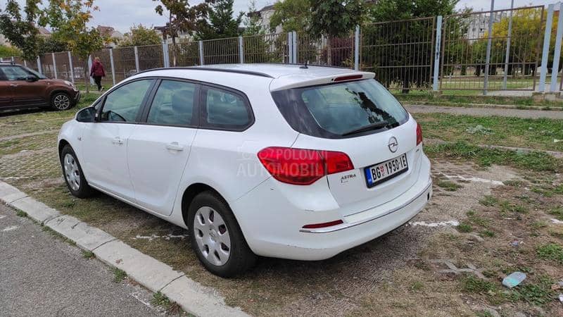 Opel Astra J 1.7 CDTI