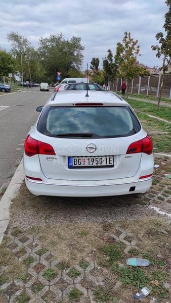 Opel Astra J 1.7 CDTI