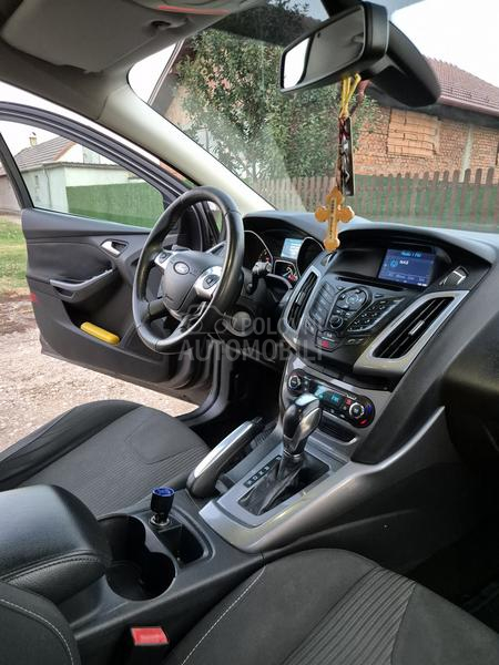 Ford Focus 2.0, TITANIUM