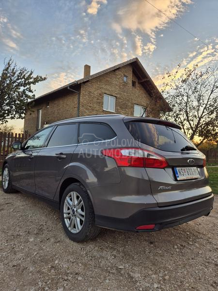 Ford Focus 2.0, TITANIUM