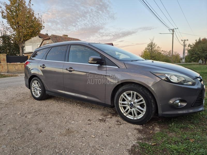 Ford Focus 2.0, TITANIUM