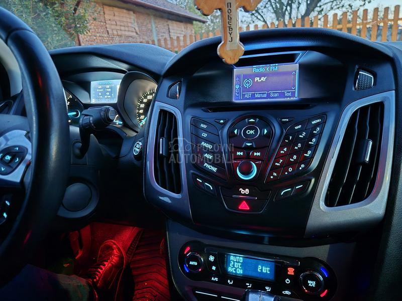 Ford Focus 2.0, TITANIUM