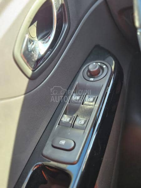 Renault Captur Helly Hansen