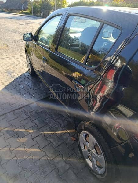 Dacia Sandero Black line