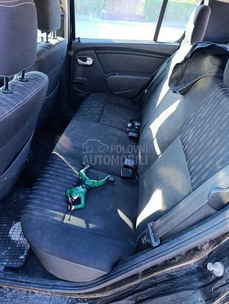 Dacia Sandero Black line