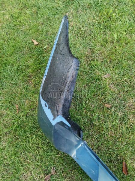 Zadnji Branik Karavan