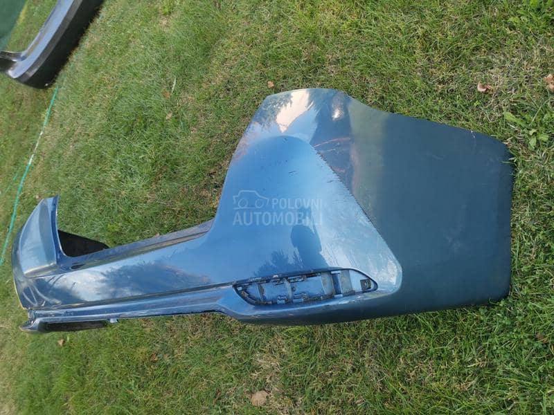 Zadnji Branik Karavan