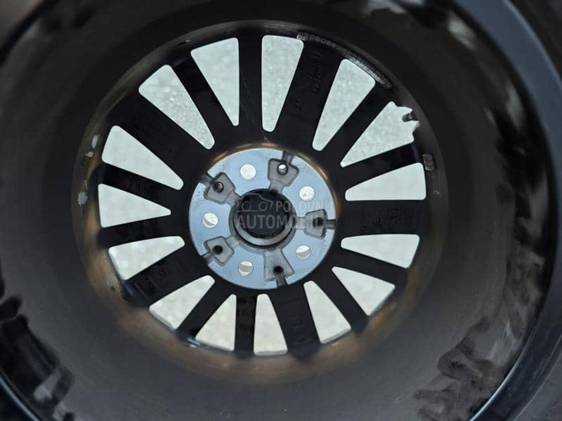 Aluminijumske felne Pirelli 17" 5 x 112