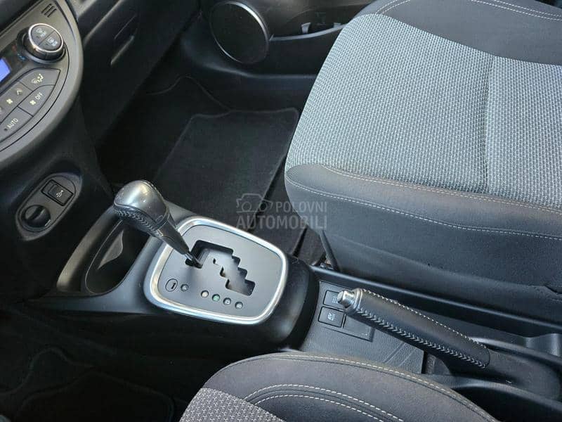 Toyota Yaris 1.5 hibrid