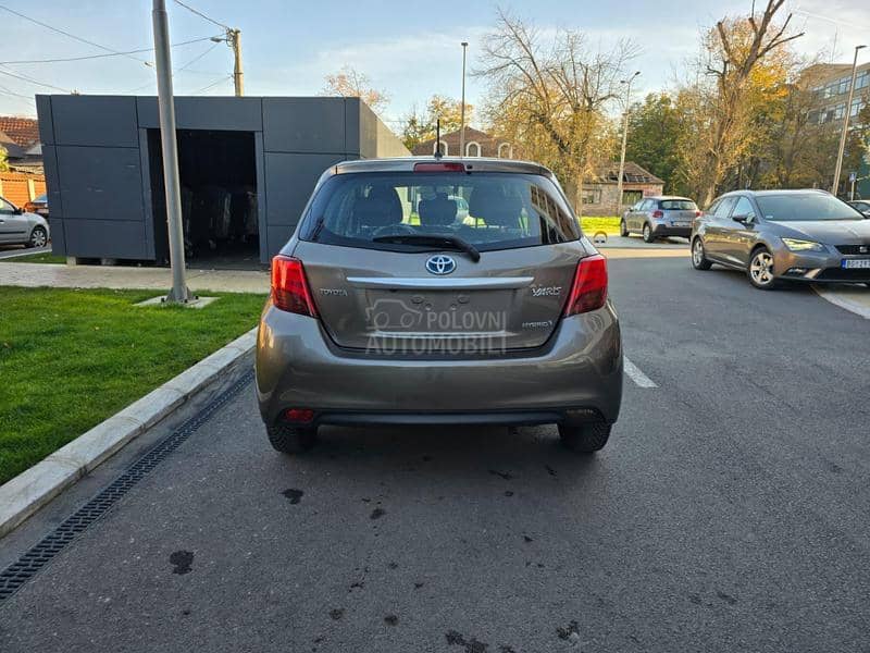 Toyota Yaris 1.5 hibrid