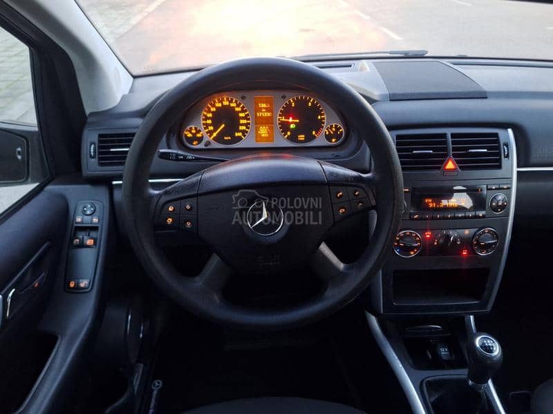 Mercedes Benz B 180 B 180 CHROME
