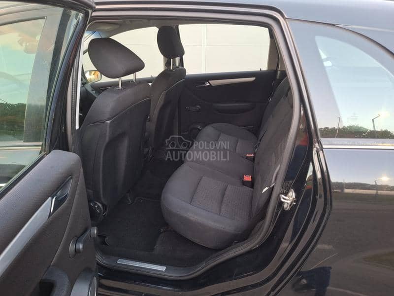 Mercedes Benz B 180 B 180 CHROME