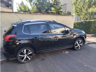 Peugeot 2008 Urban Cross