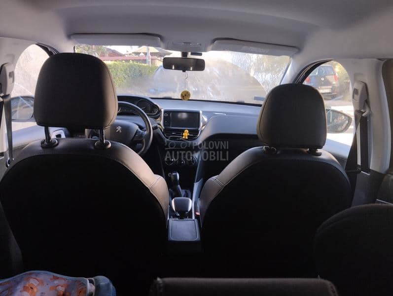 Peugeot 2008 Urban Cross