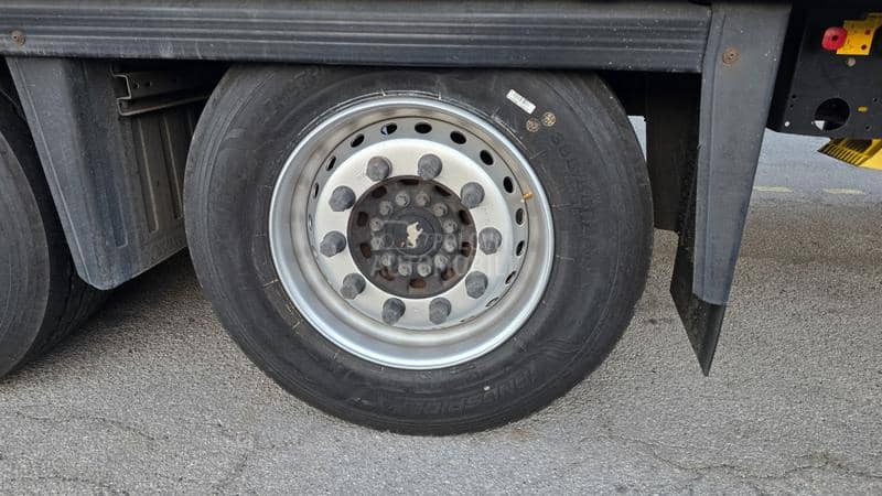 Schmitz Mega gume 385/55