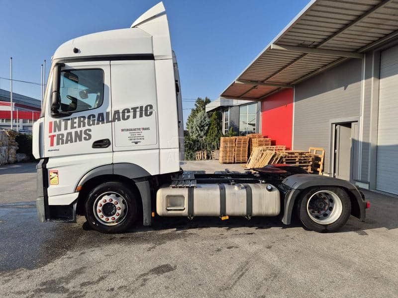 Mercedes Benz 1845 bez retardera