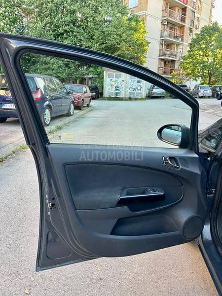 Opel Corsa D 1.4