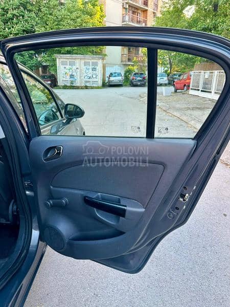 Opel Corsa D 1.4