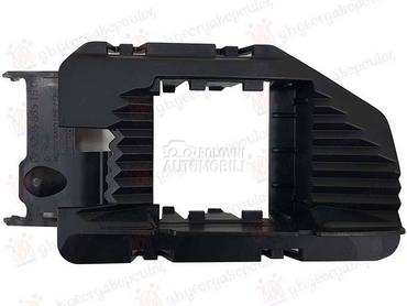 NOSAC PREDNJEG SENZORA Desno za Mercedes Benz C Klasa za 2021. god.