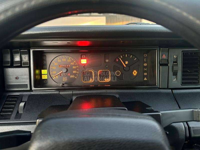 Renault R 21 1.4 8v Tng