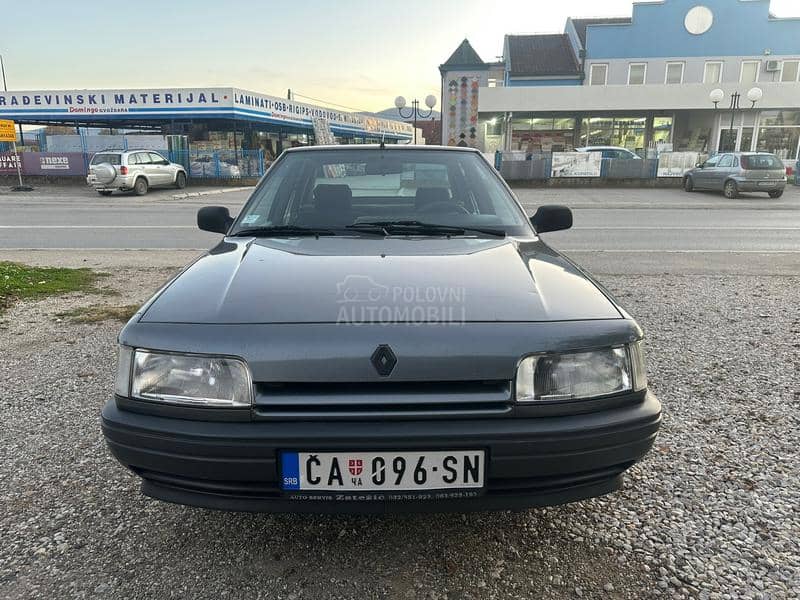 Renault R 21 1.4 8v Tng