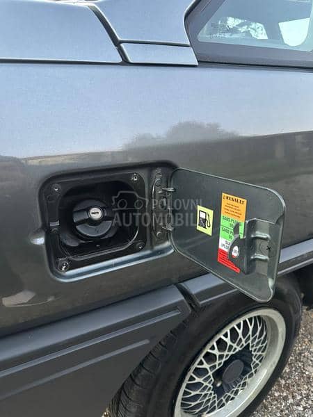 Renault R 21 1.4 8v Tng